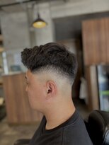 ワンワンオー バーバーショップ コンチネンタル(@110 BARBER SHOP continental)&nbsp;スキンフェード