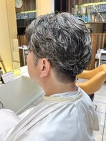 クオリス 上板橋店(QUALIS)&nbsp;刈り上げセンターパート◎ルーズパーマで爽やか好印象
