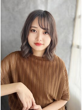ヘアー シュプール(hair SPUR) シースルーバングのミックスカールボブ