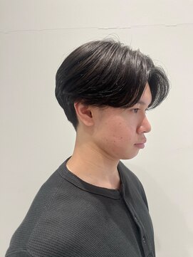 イリ(iLi) 【iLi×MIRAI】センターパート/ニュアンスパーマ