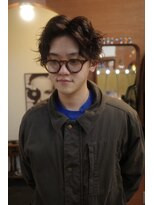 エディ(Edy)&nbsp;メンズセンターパート波巻きパーマケアパーマブラウンカラー岡山