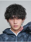 緩め波巻きスパイラルパーマシャドウパーマメンズセンターパート