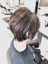 アッシュ 青葉台店(Ash)&nbsp;白髪ぼかしコンパクトショート