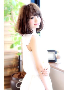 ビューイースト 亀戸 錦糸町(VIEW EAST) 亀戸・錦糸町美容室 小顔ミディアムパーマヘア