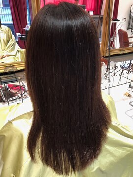 大嶋直樹の美容室 表参道 高難易度縮毛矯正=手で乾かしただけです。本当です。