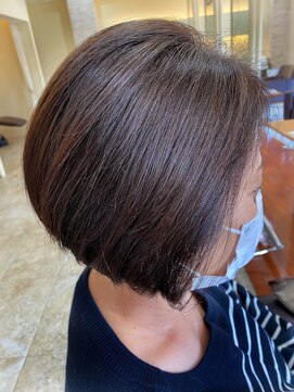 バニラ 古川店(VENIRE) 前下がりボブ