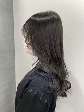 リーオオサカ(Lee Osaka) 【Lee大阪店】エアリーグレージュ×インナーカラー/新出奈津樹