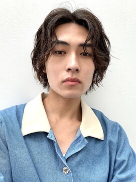 アルテ(ARTE) 【ARTE表参道/青山】センターパート×ツイスパ×黒髪