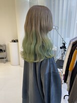 ハイブ 金沢(Hive)&nbsp;10代20代ハイトーンミルクティーベージュミントカラー髪質改善