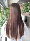 髪質改善酸性ストレートとブリーチしない透明感カラーが得意です