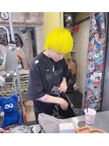 シリー(Silly)&nbsp;メンズカット/ハイトーン/蛍光イエロー/マッシュショート