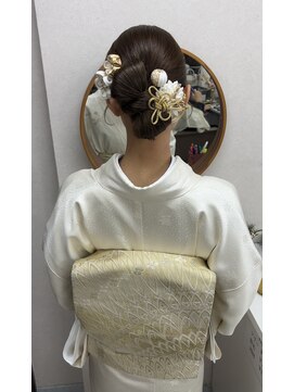 セットサロン ベル(Belle) シニヨン