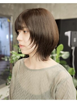 キャラハーフ 池袋東口店(KYARA HALF) 小顔フェイスレイヤー/骨格補正カット