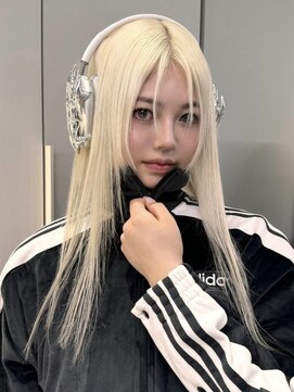 ソル ジングウマエ(SOL JINGUMAE) ハイトーンデザインカラーセクションカラーインナーカラー顔周り