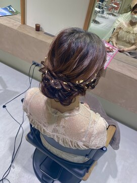 トーイ(toi.) お呼ばれヘア