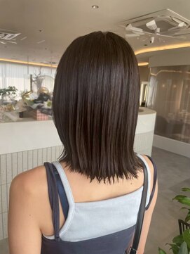 ビビバイベル(BiVi by BHEL) 桑名ロングレイヤーカットハッシュカット透明感カラー重めロング