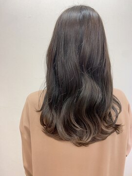 アカネ(Akane) デザインカラー　ハイライトカラー　10代　20代