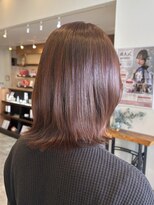 ビーワールド(B WORLD)&nbsp;ツヤ感◎ニュアンスブラウンミディ20代30代40代藤枝艶髪カラー