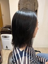 ダーハラ(Dar hara51)&nbsp;【50代の品格】ペタンコ回避！ふんわり外ハネミディ