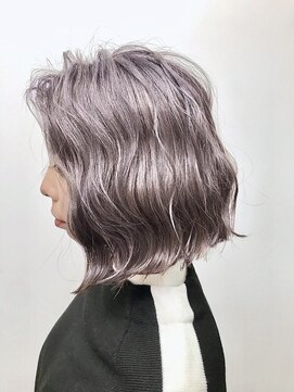 イースブルー(Y's Blue) ラベンダーグレー切りっぱなしボブ