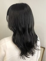 シアン(CYAN)&nbsp;【ネイビーグレー/ネイビーカラー】担当 中野れお