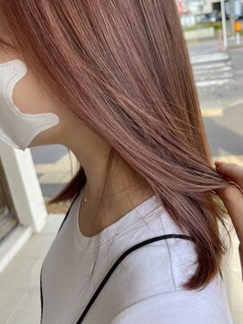 フランジェッタヘアー(Frangetta hair) 夏のキャンディピンク