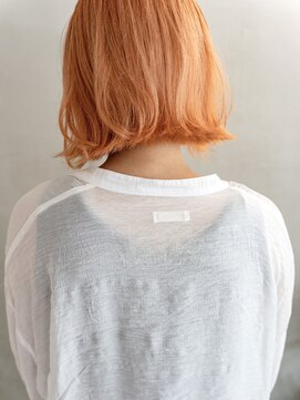 リシェスバイエンヴィー 西宮北口(Riches by ENVY) “オレンジボブ Aラインボブ 外ハネ ビタミンカラー“