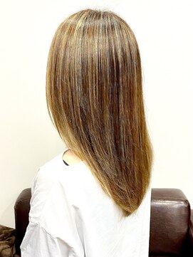 38 ミヤ(MIYA) 繰り返しのケアが大切な証明♪ブリーチでパサついてしまっても◎