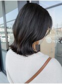 くびれヘア×暗めグレーアッシュ