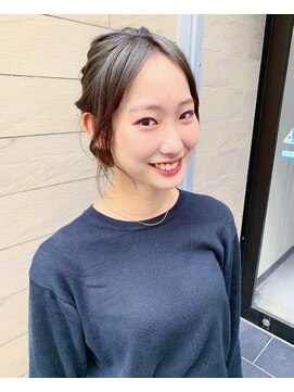 エミュ 天文館店(eMu) オリーブグレージュ ☆