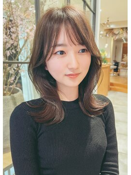 ルエ(rue) 大人可愛い20代30代40代小顔ウルフレイヤーボブ丸みショートボブ