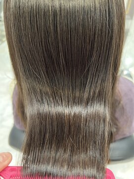 エスカーラ 表参道(THE ESCALA) @m_ayu/髪質改善トリートメント/ヘルシースタイル/タビラマユミ