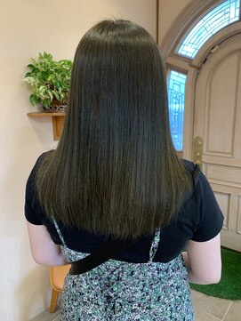 マギー(Magie) カーキグレージュ