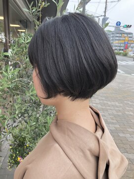 ヘアメイク 想倶楽部 前下がりショートボブ