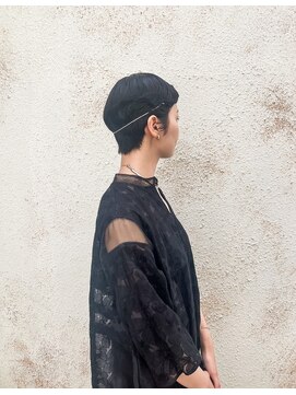 ノード(NODO) ベリーショートのお呼ばれアレンジ♪