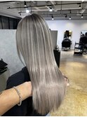 超ロングストレートにピッタリ!_white gray balayage_