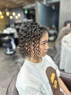 ワンオーエイト(One o Eight) ［ショート］レディーススパイラルパーマ