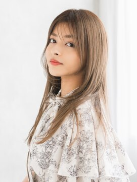 トッカ ヘアアンドトリートメント 難波店 レイヤーミルクティーカラー