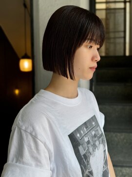 テテ ニコ(tete nico) 【大前晴奈】顎ラインボブ × 艶々ストレートパーマ