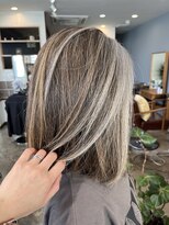 スアバイキキ(SuA by kiki.)&nbsp;美髪/ワイドバング/外ハネボブ/イメチェン[千葉]