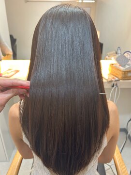 アリアツイン バイ エクラート 池袋西口店(ARiA TWiN by ECLART) 【圧倒的ダメージレス】艶髪酸性縮毛矯正