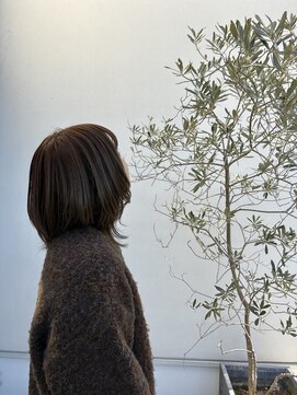 ラポーザヘア(La Pausa Hair) オリーブベージュ