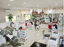 クアトロ ヘア(Quattro hair)の雰囲気（各種キャッシュレス決済出来ます、指名料なし）