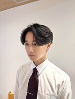 ケーツー 谷町(K-two) 毛流れパーマセンターパート