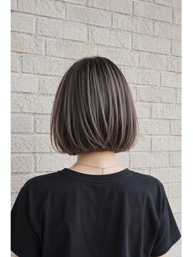 プロデュース 陽光台店(Produce) 白髪ぼかしハイライト×丸みボブ