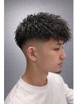 ワンワンオー バーバーショップ 長浜店(@110 BARBER SHOP) 前下がりショート×フェードで創る、攻めのストリートスタイル