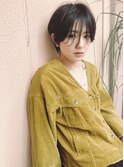 暗髪ショート/前髪長め