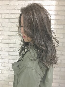 ハウス(HAUS.) ハイライト　×　アッシュグレー