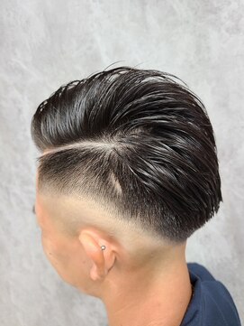 ダズルヘアーエイチ(DAZZLE hair H) スキンフェードスタイル