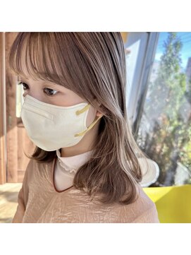 ディディー(DDyy) ミルクティーカラー＋ハイライト